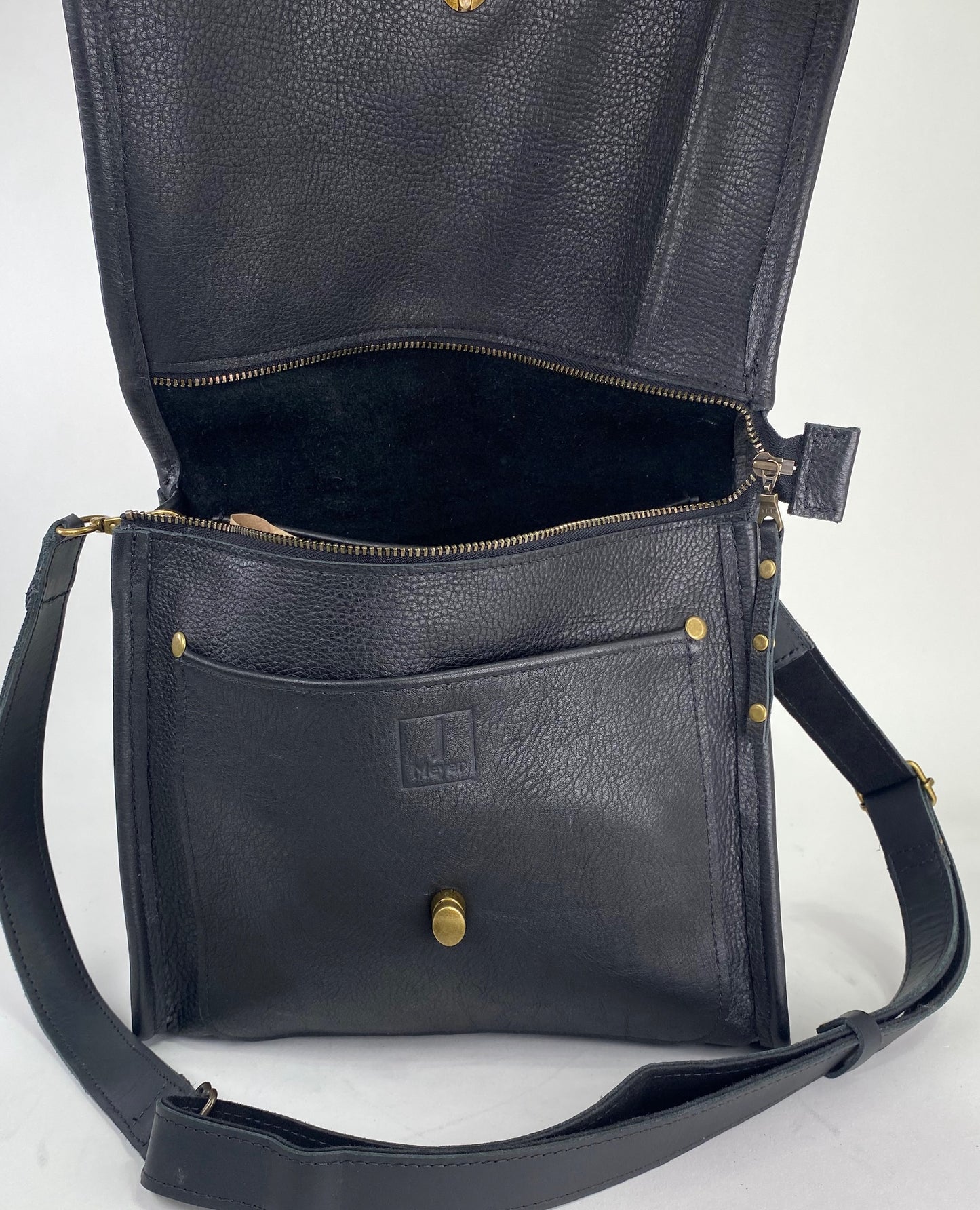 Leather Satchel Purse in Basic Black