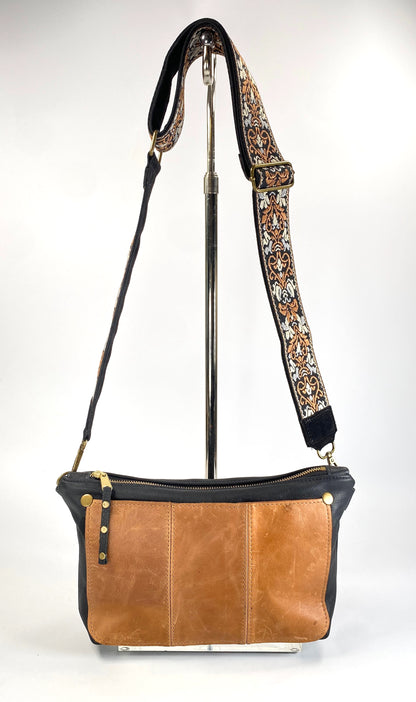 Black & Tan Leather Crossbody Purse with Coordinating Strap