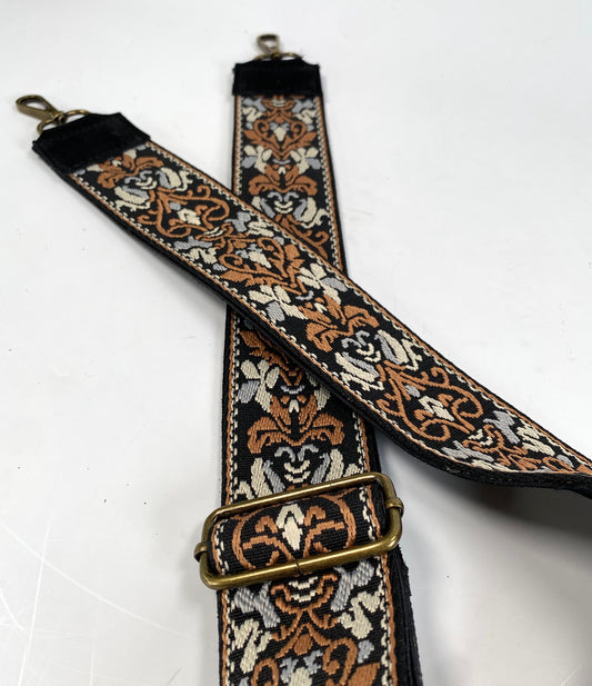Adjustable Handbag Strap in Black with Tan and White