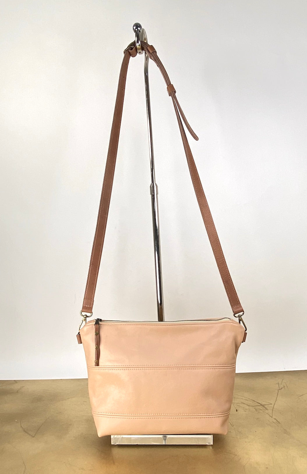 Leather Crossbody Purse in Taupe
