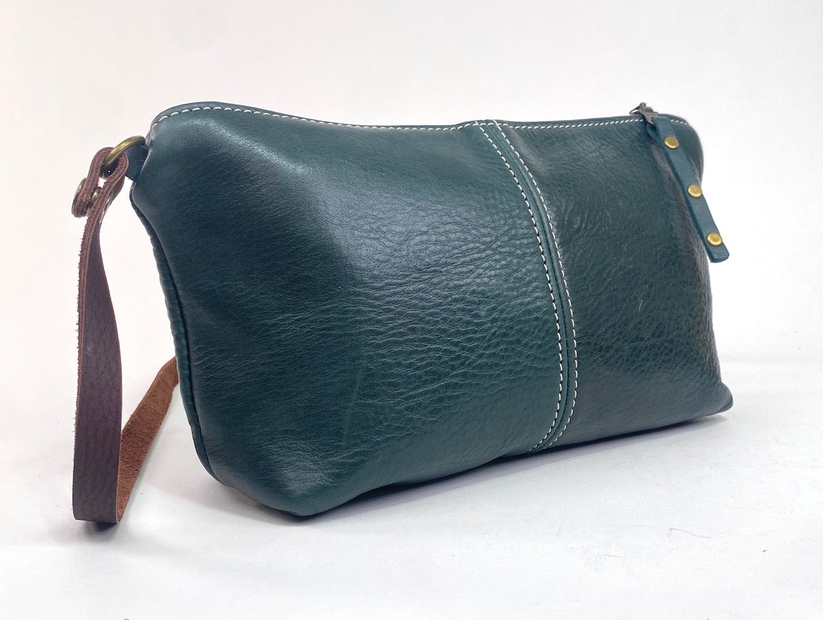 The Classic Companion Purse in Pine Green