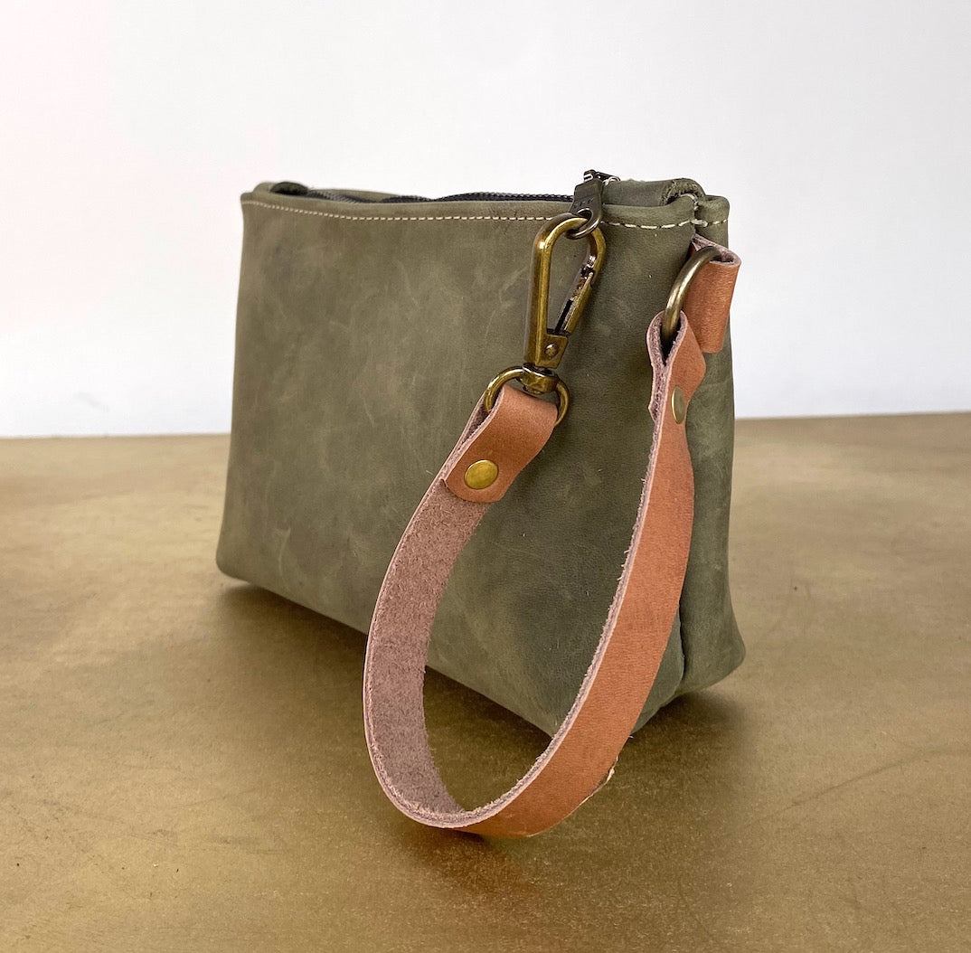 Tagalong Clutch in Olive Green