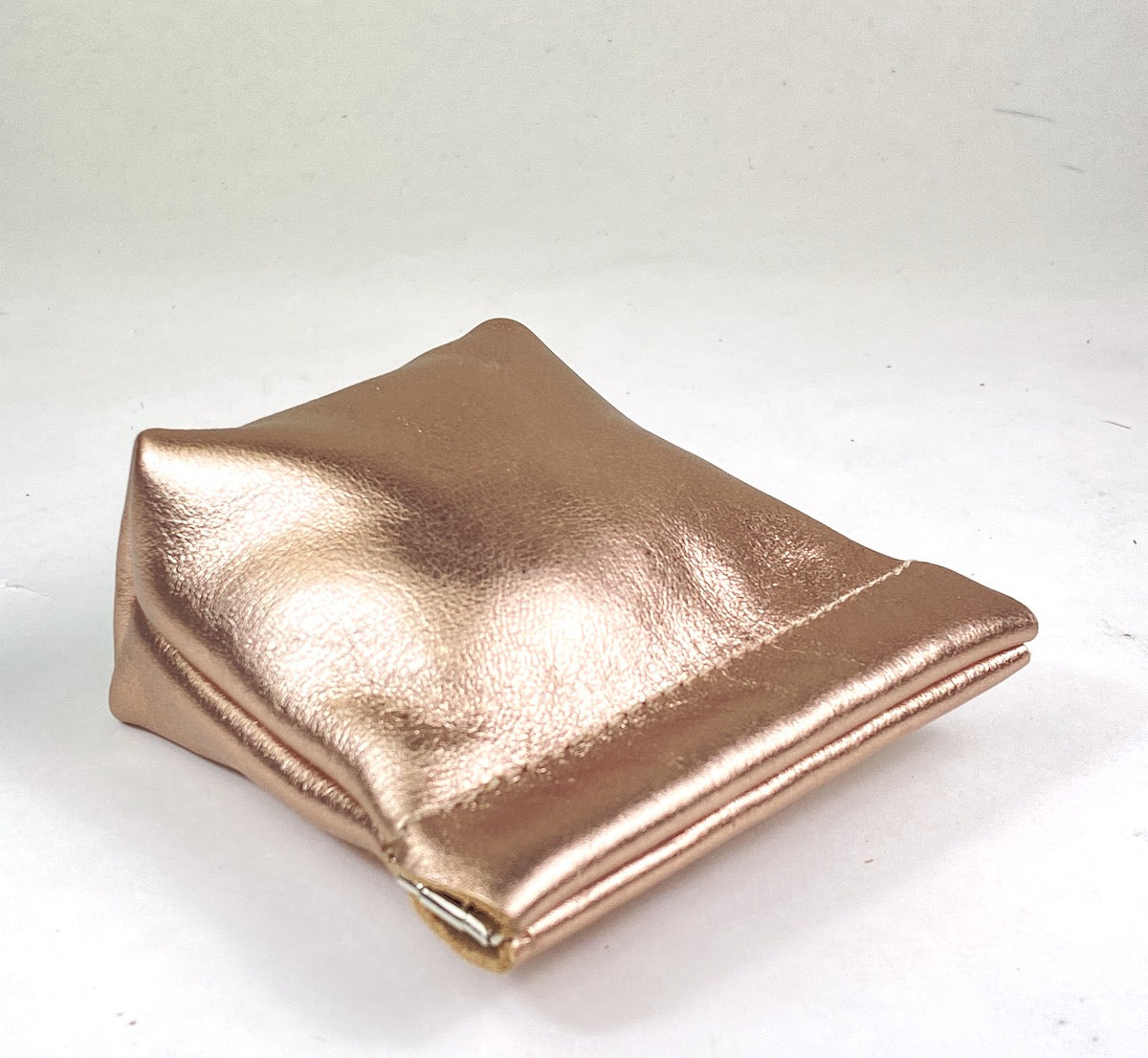 Leather Squeeze Pouch Metallic Pink