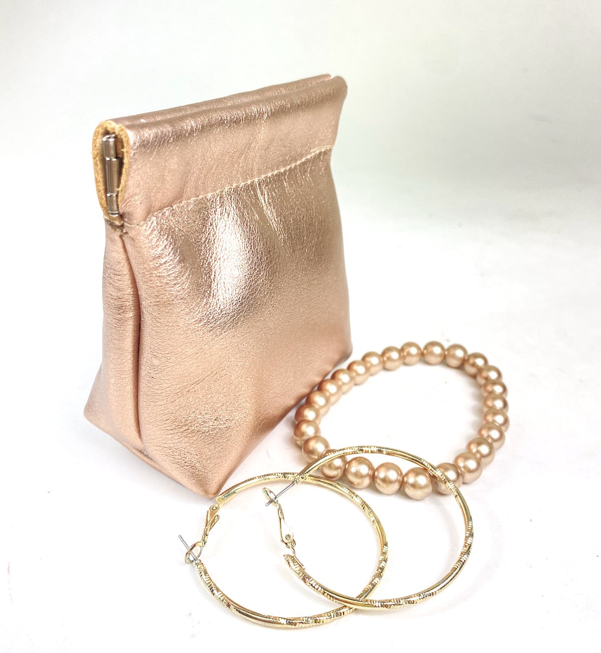 Leather Squeeze Pouch Metallic Pink