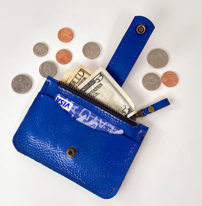 CardGuard Minimalist Leather Wallet in Bright Blue