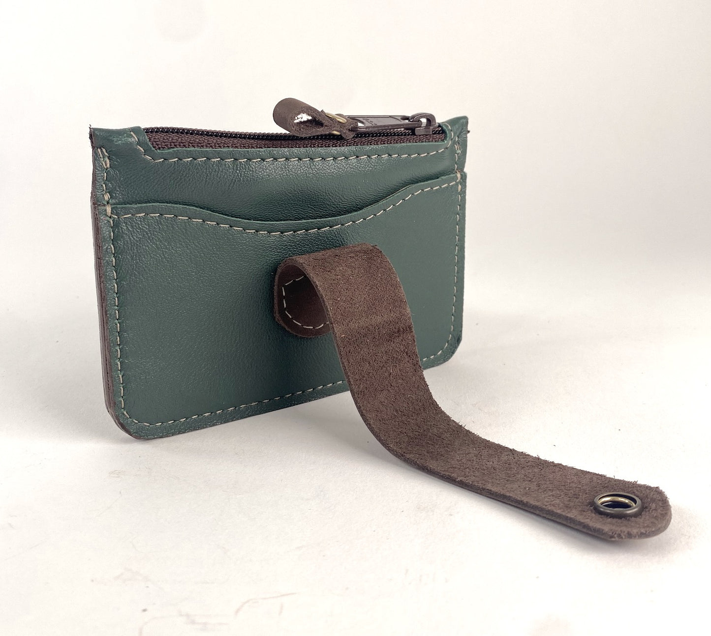 CardGuard Minimalist Leather Wallet in Pine Green