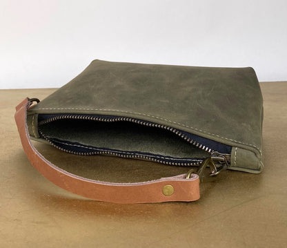 Tagalong Clutch in Olive Green