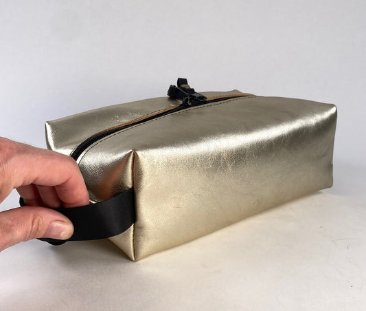 Leather Dopp Toiletry Kit in Silver Metallic