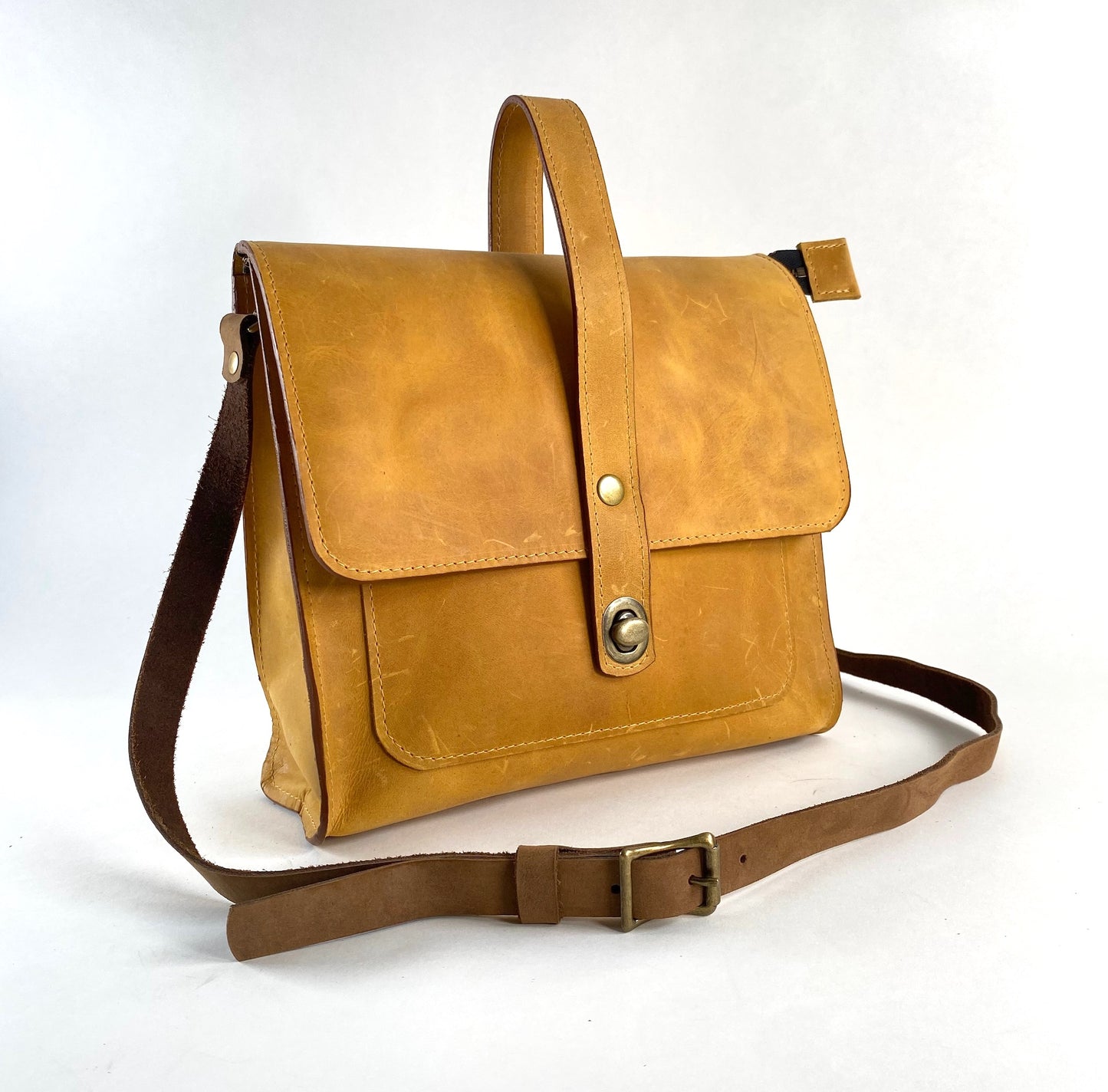 Leather Satchel Purse in Tan/Yellow