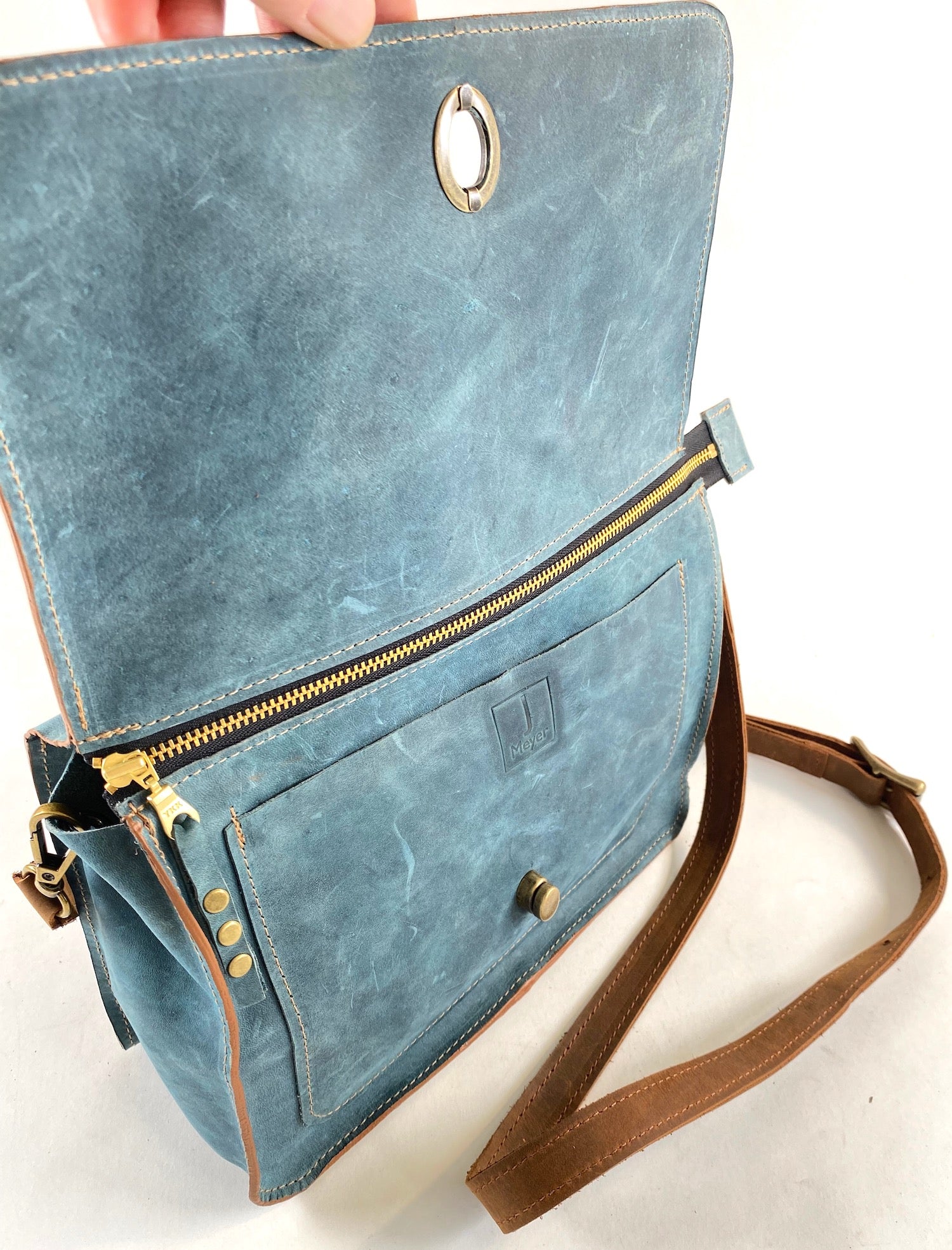 Pretty leather crossbody bag 22314 blue - Shop colbieleather